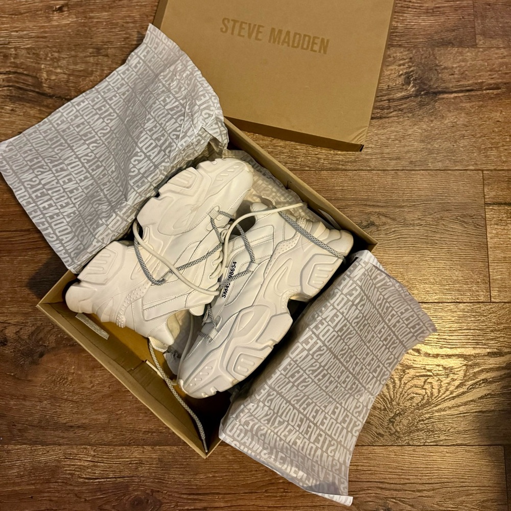 Steve Madden platform sneakers